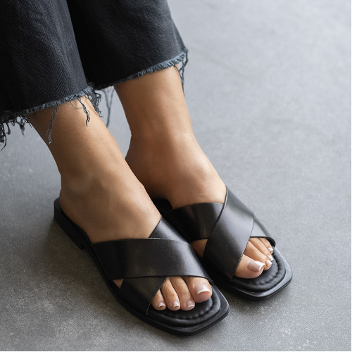 Karmin Black Karmin Black